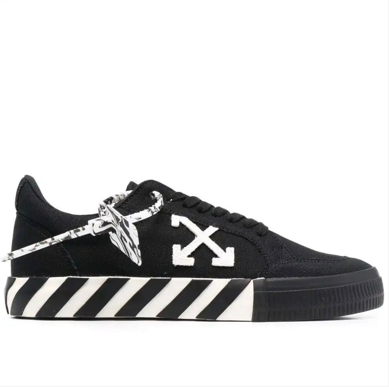 Off-White Vulcanized Low Black White Arrow